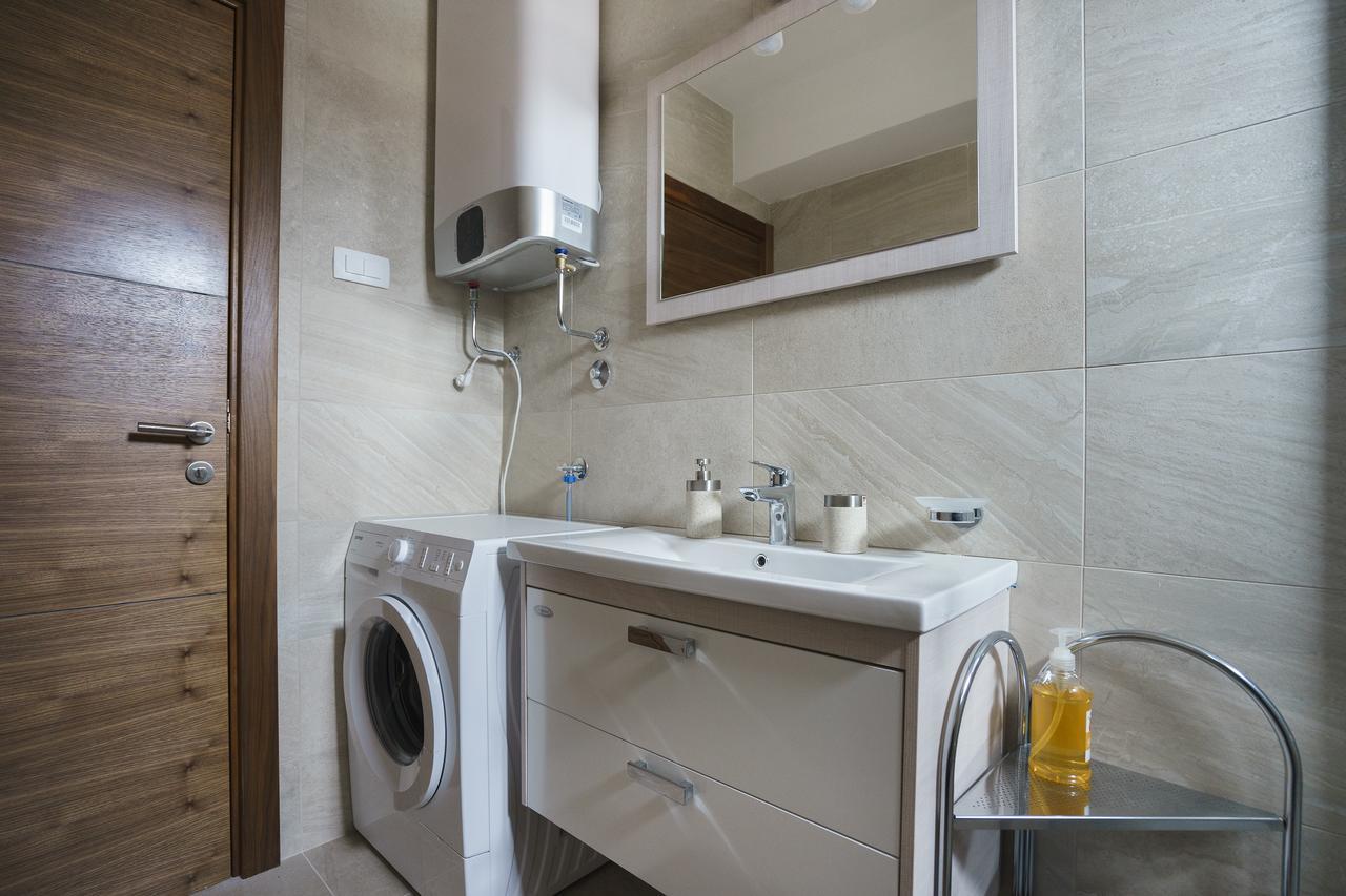 Apartments Lora Jadranskij Put Budva Ngoại thất bức ảnh